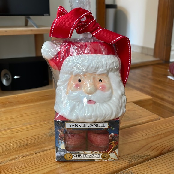 Yankee Candle Other - Brand New Yankee Candle Santa Tealight Gift Set